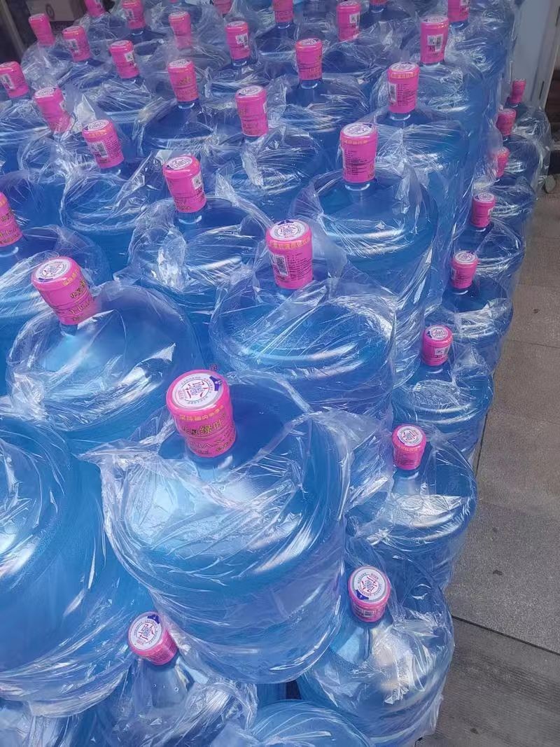 桶装水桶